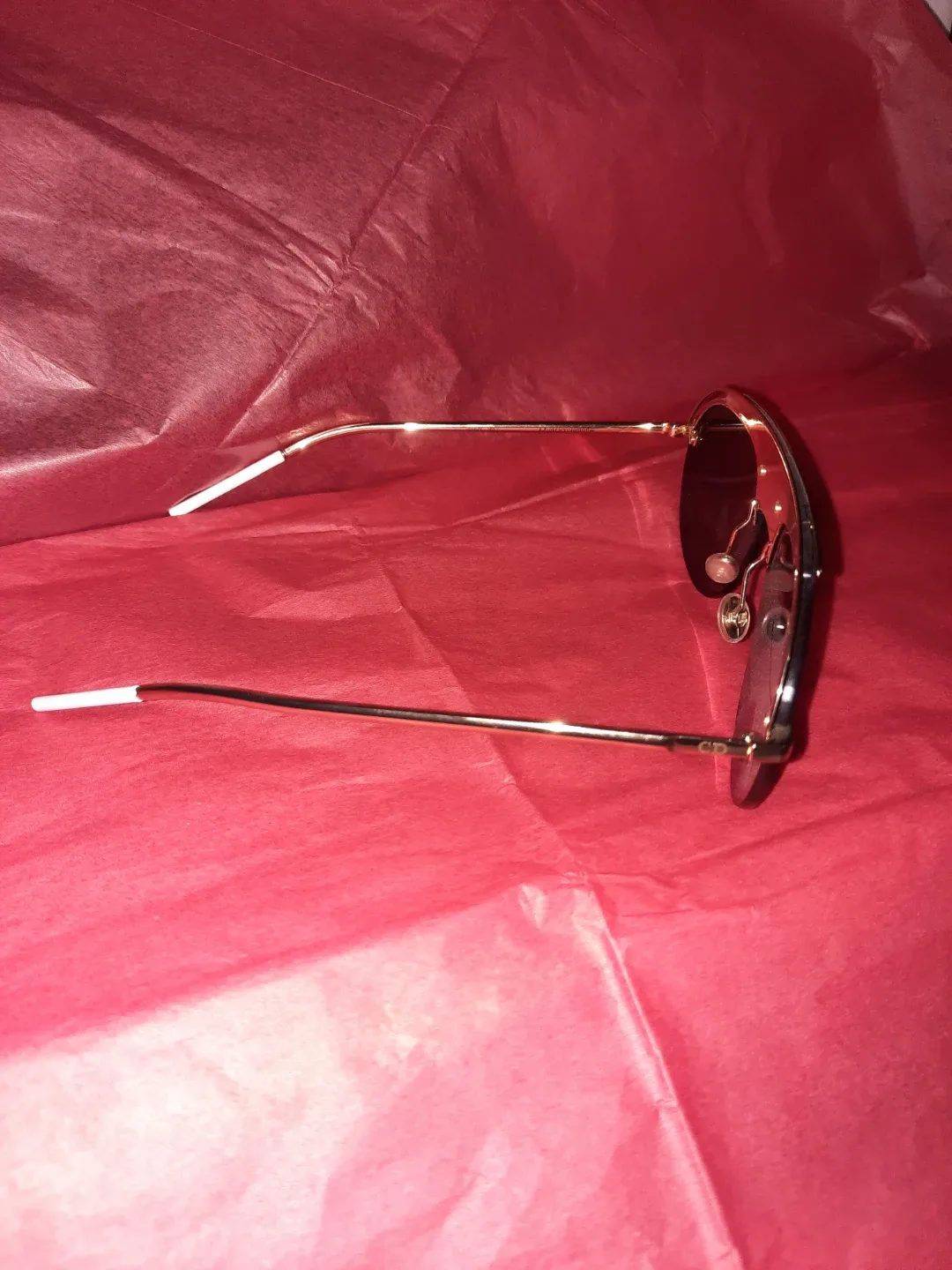 Wome's Christian Dior Sunglasses image indicator(4)