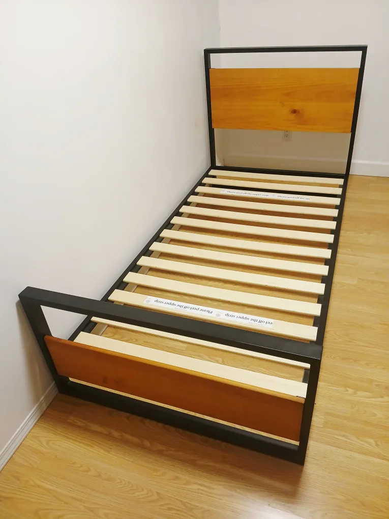 Single - Metal/Wood Black Bed Frame image indicator(2)