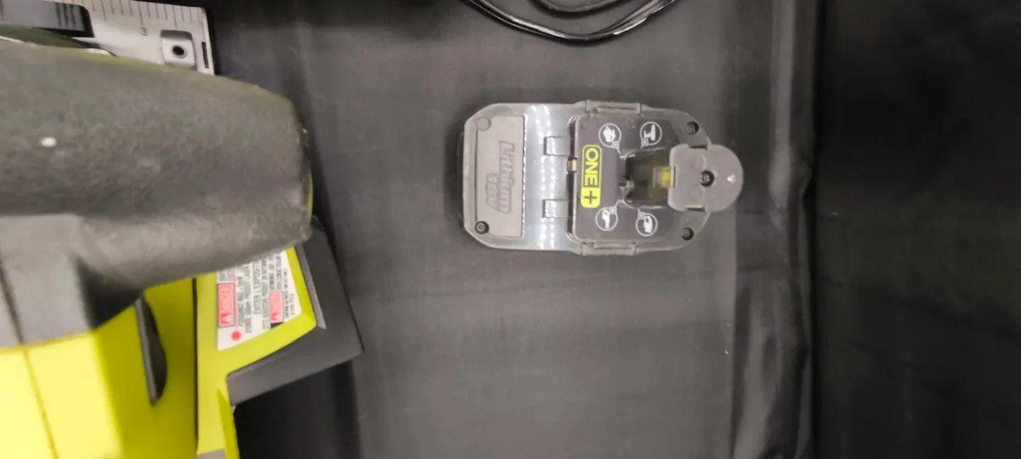 Ryobi ONE+ Cordless Circular Saw with Battery & Charger image indicator(2)