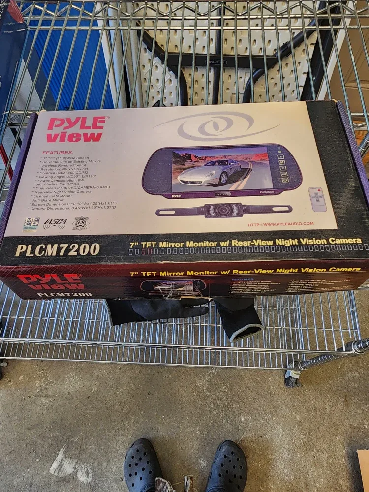 Pyle PLCM7200 7" TFT Mirror Monitor w/ Camera