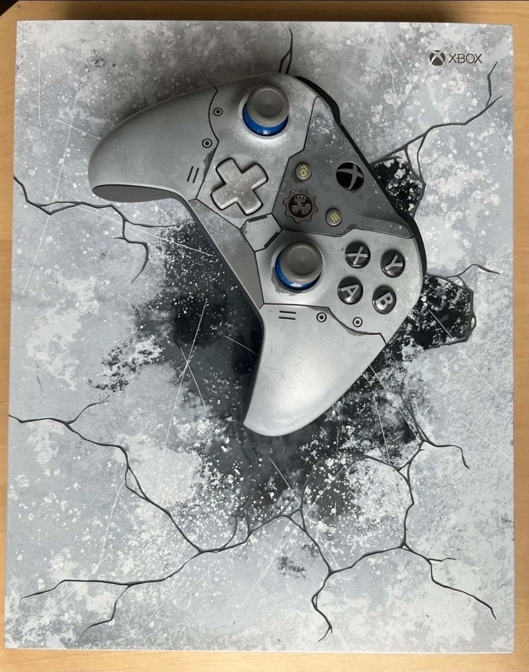 Xbox One Gears 5 Limited Edition Console - photo 4