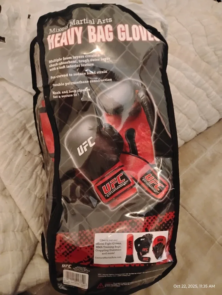 New UFC Mixed Martial Arts Heavy Bag Gloves
