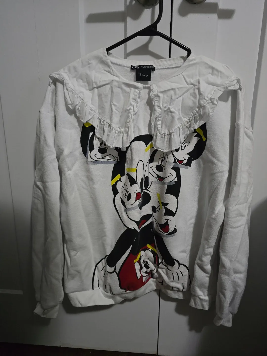 Graphic Sweatshirts - Assorted Designs (Women) image indicator(5)