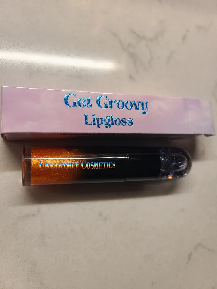 Unearthly Cosmetics Lipsticks/Lip Oils image indicator(7)