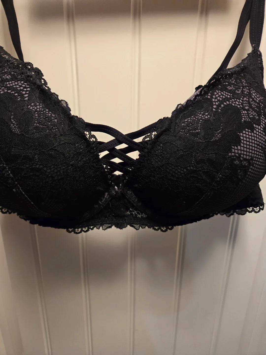 42D Torrid Curvy Black Lace Underwire Bra image indicator(2)