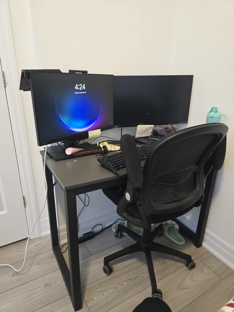 2 office tables and 2 office chairs - photo 3