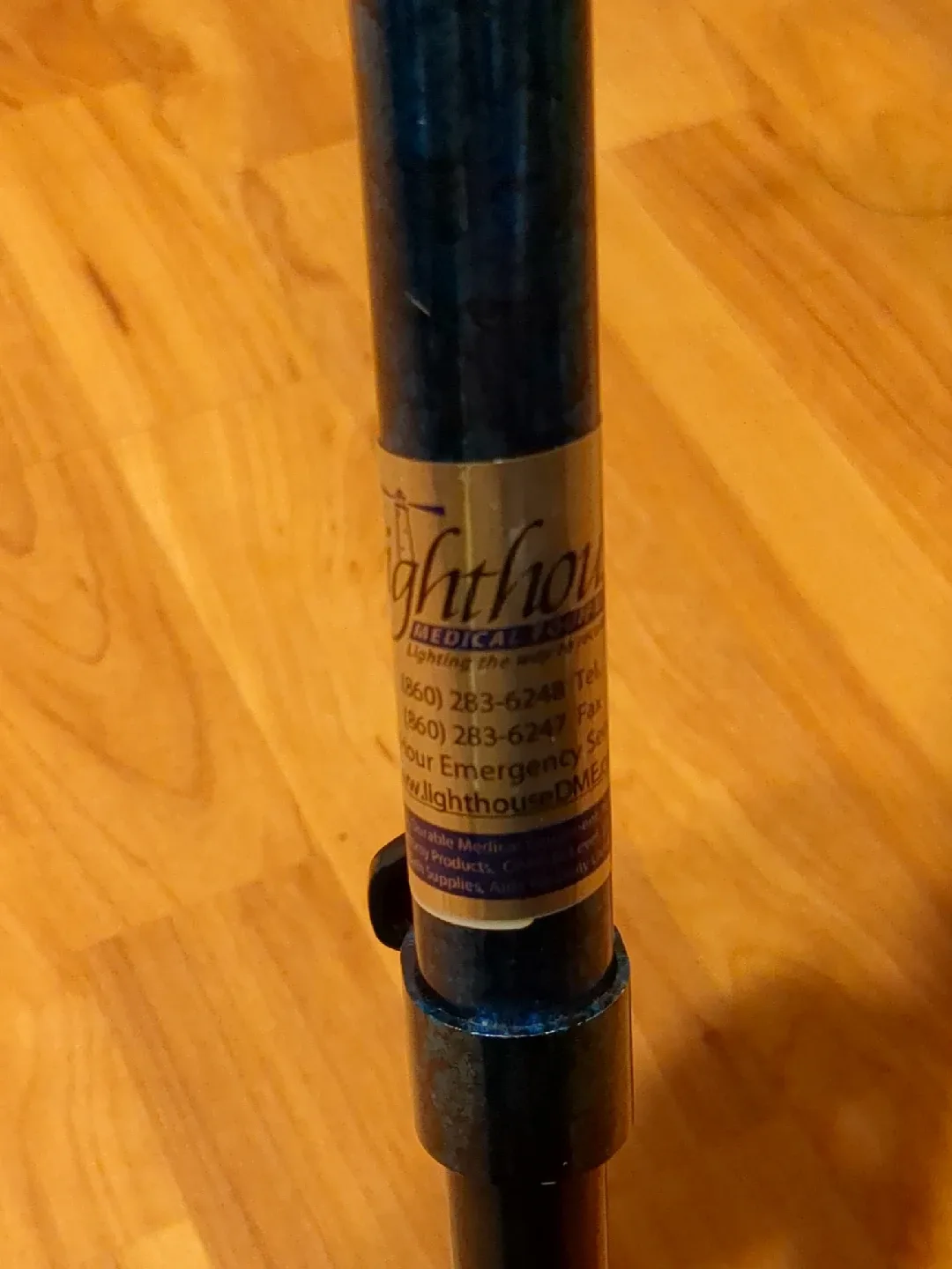 Lighthouse Medical Blue Adjustable Quad Cane image indicator(4)