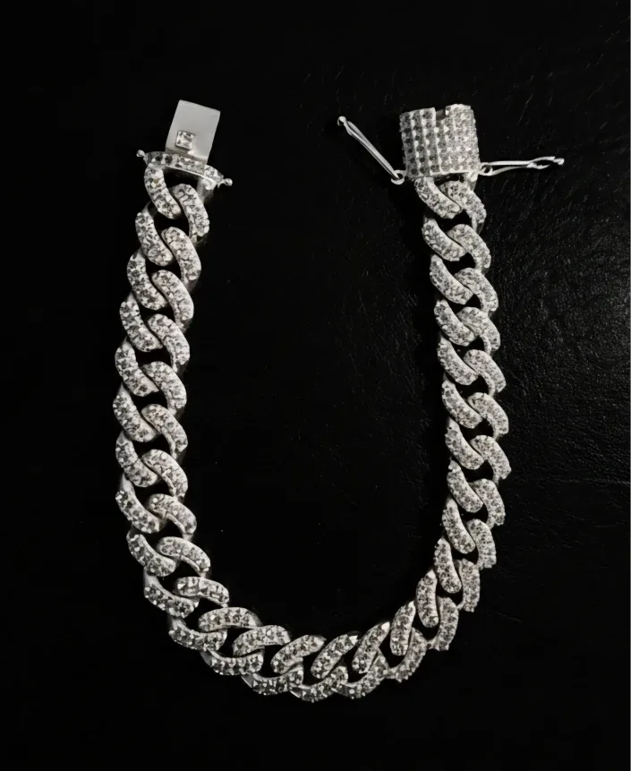 Silver Cuban Link Bracelet with Microzirconias