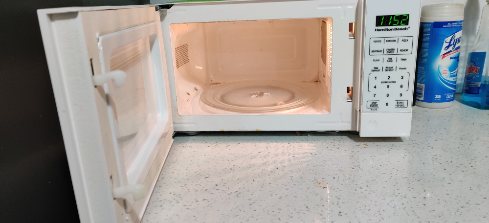 Microwave - photo 2