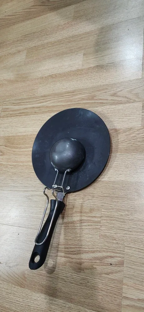 Sitara Hard Anodized Roti Tawa 10-inch excellent condition