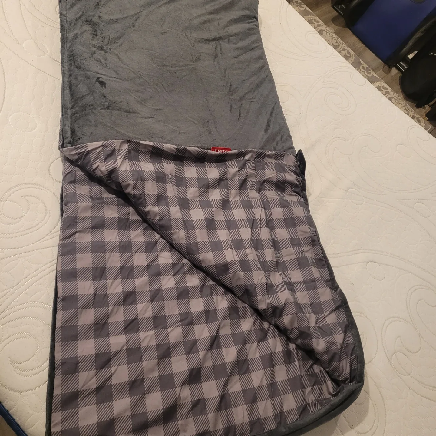 Endy Weighted Blanket - Grey image indicator(4)