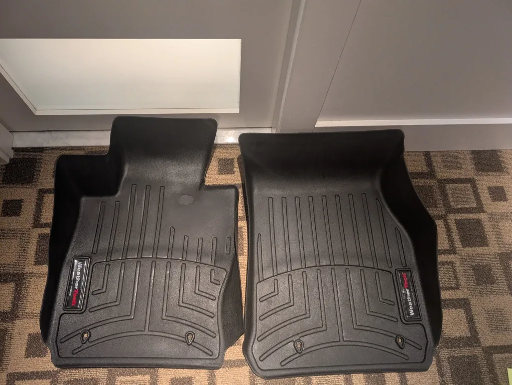 Garage sale - Prices below -if it's up it's available image indicator(5)