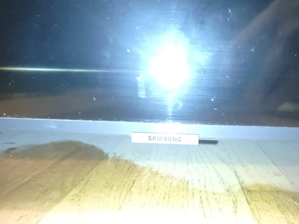 Samsung 50" 4K UHD TV - photo 2