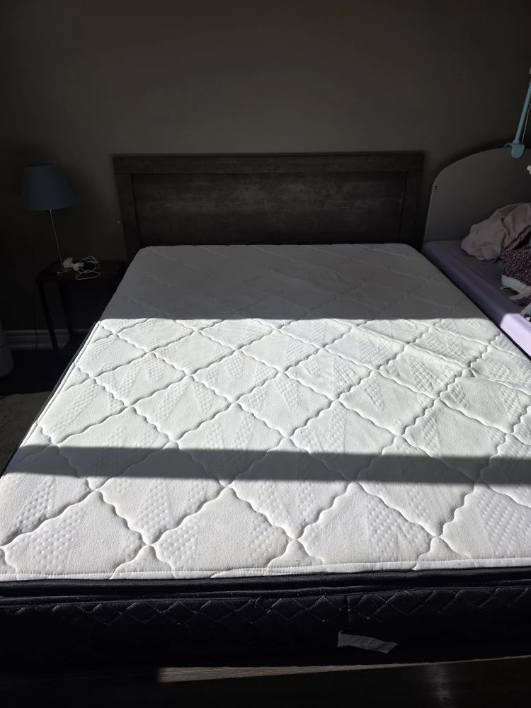 Bedroom Set - Dresser, Bed Frame, mattress - photo 4