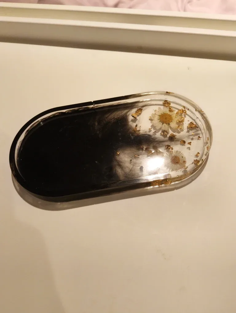 Oval Resin Tray with Flowers