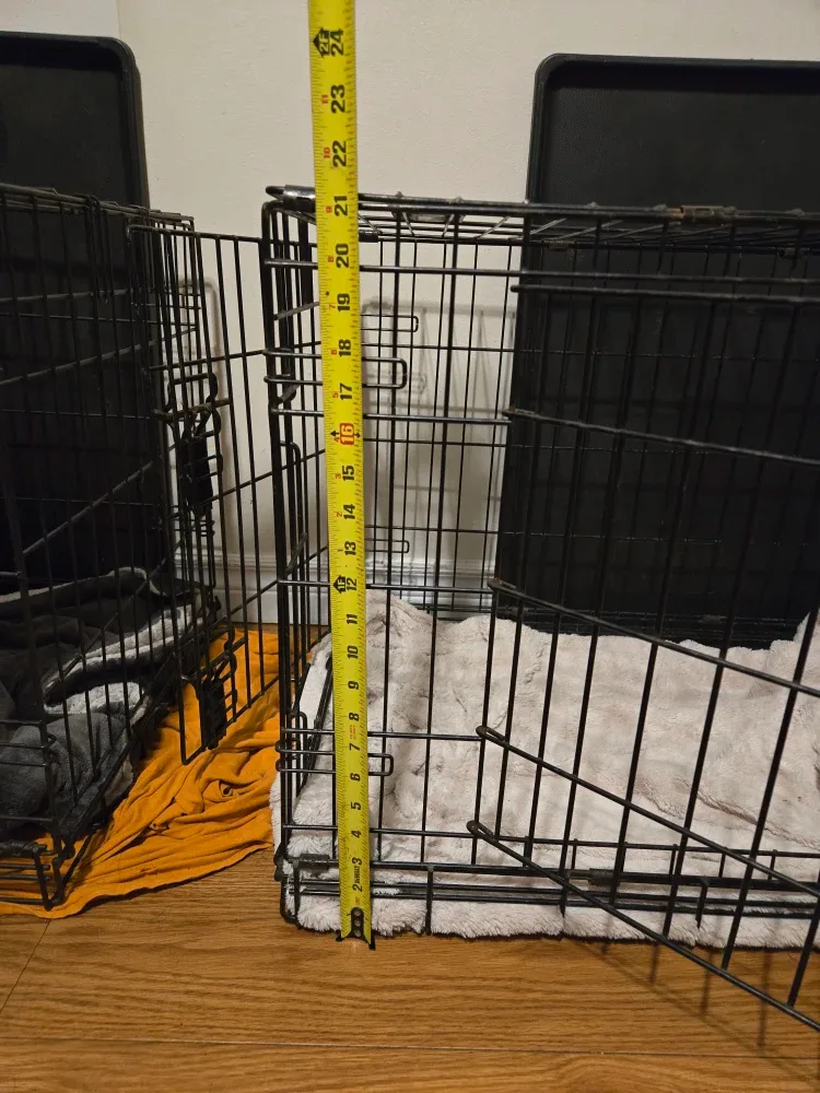 2 double door dog crates image indicator(3)