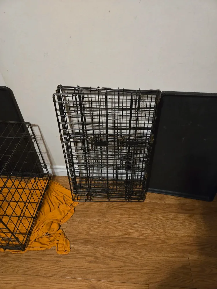 2 double door dog crates image indicator(5)