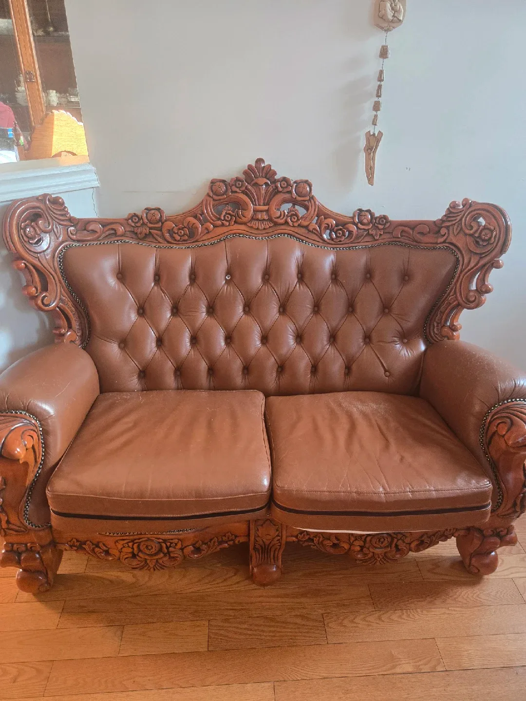 Ornate Wood Coffee Table and Sofa Set image indicator(8)