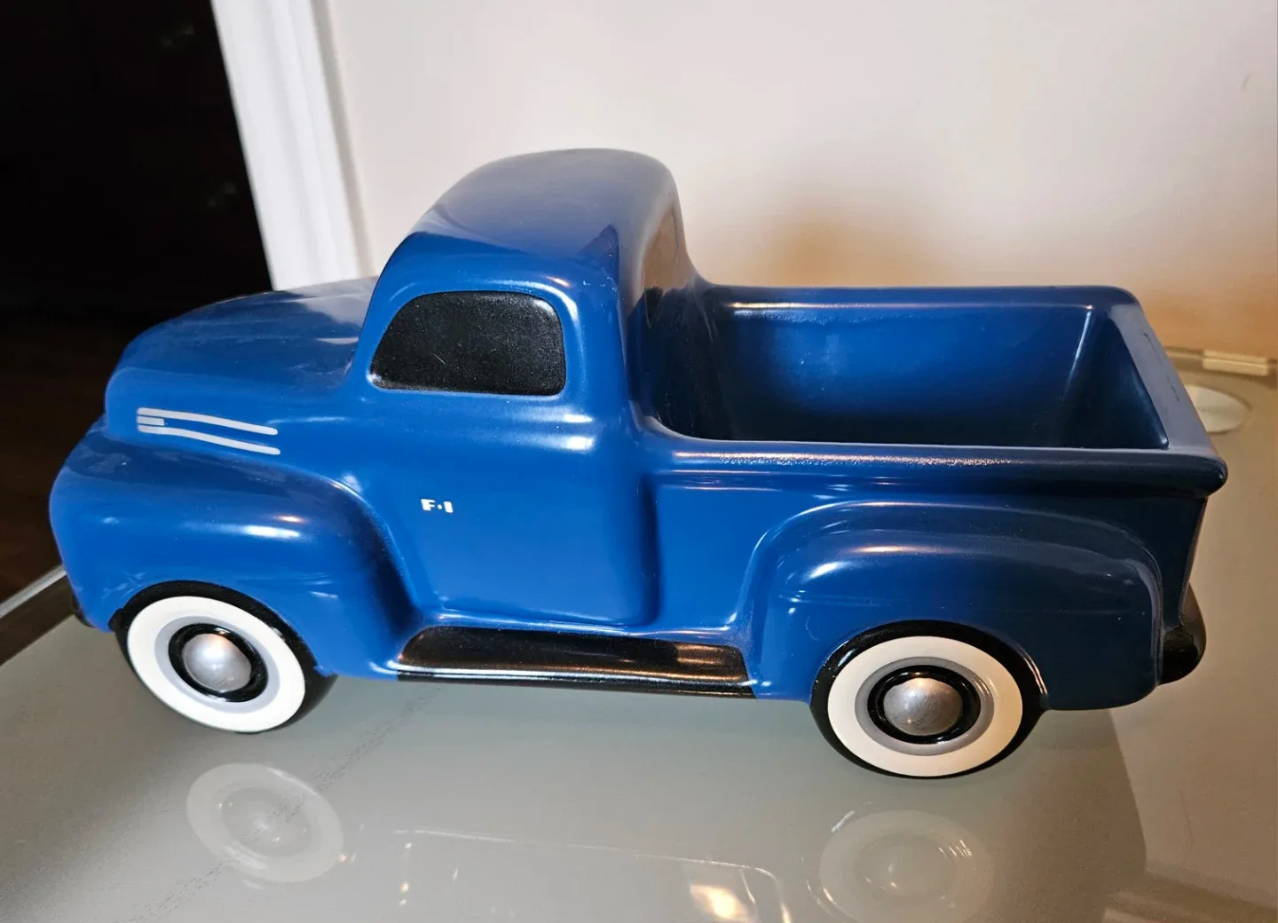 Ford F-1 Pickup Truck Teleflora Gift image indicator(2)