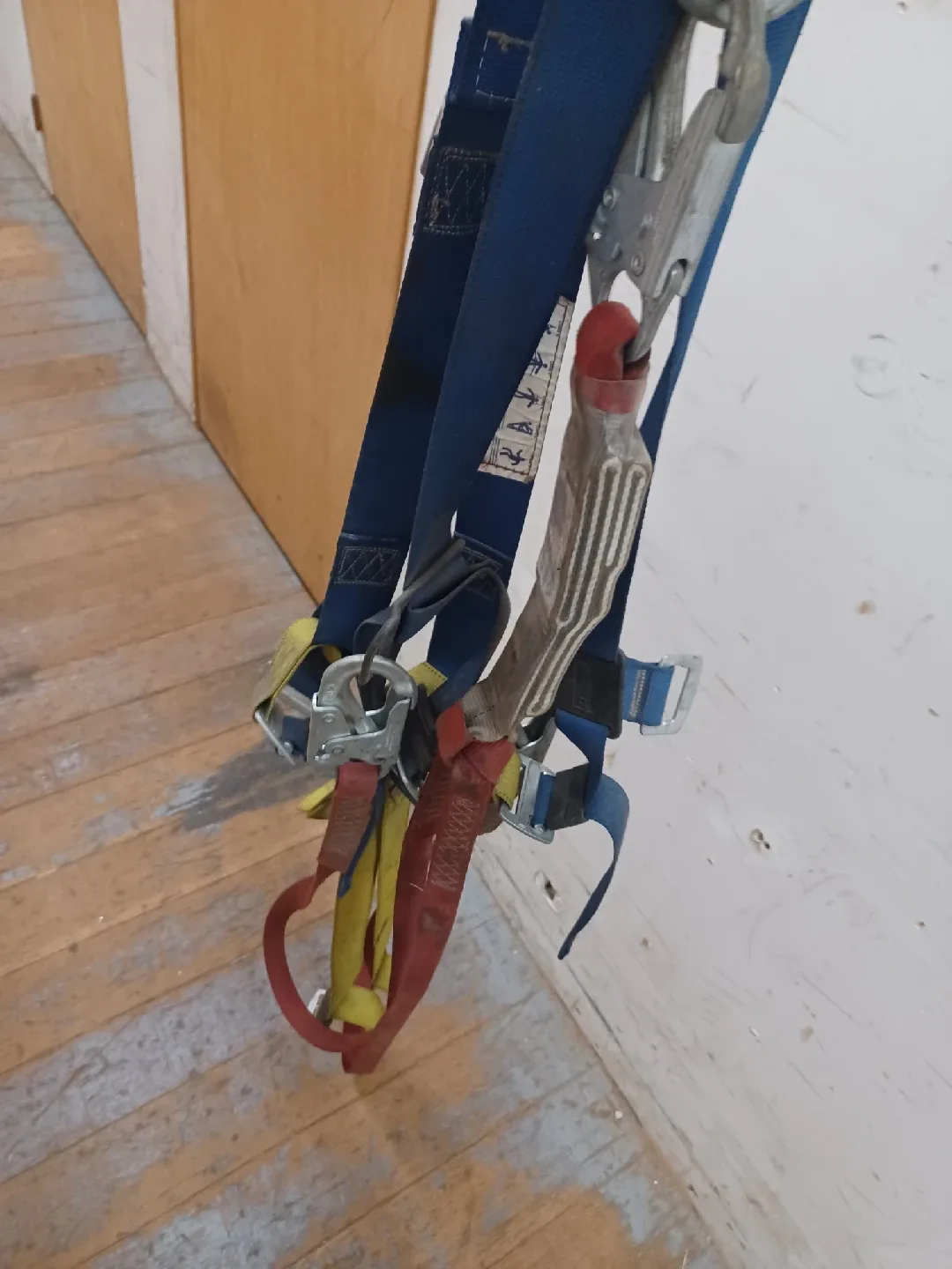 Safety Harness - Double Lanyard