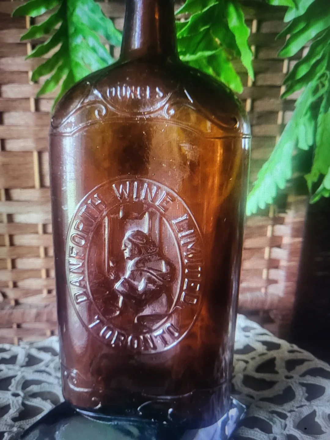 Vintage Danforth Wine Limited Bottle - Toronto image indicator(2)