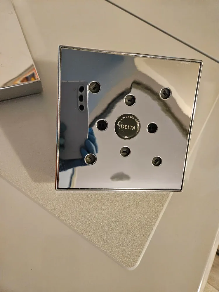 Delta Shower Head image indicator(6)