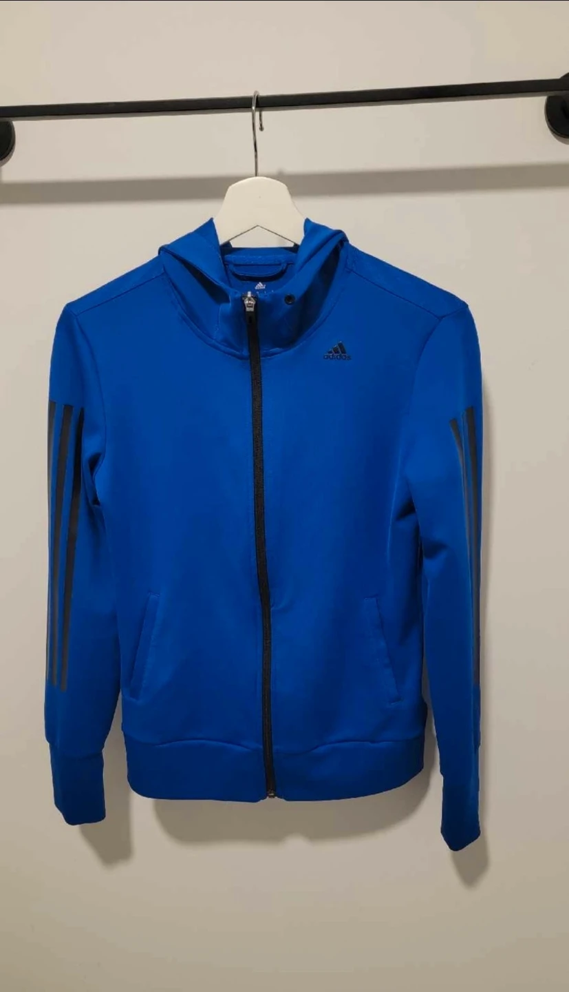 Brand new Teen To adult size xs Activewear sweater