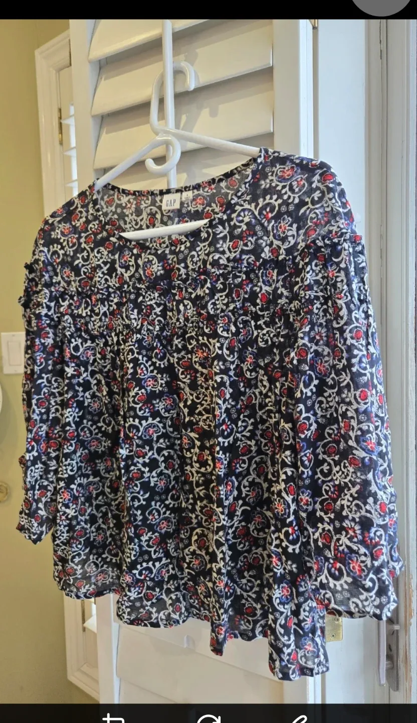GAP Floral Print Blouse - Size S image indicator(2)