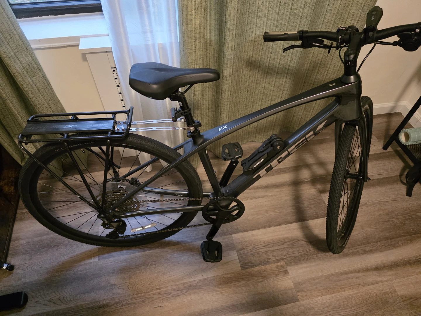 Bicycle Trek FX4 - Carbon Fiber frame, Shimano Diore, 29" - photo 4