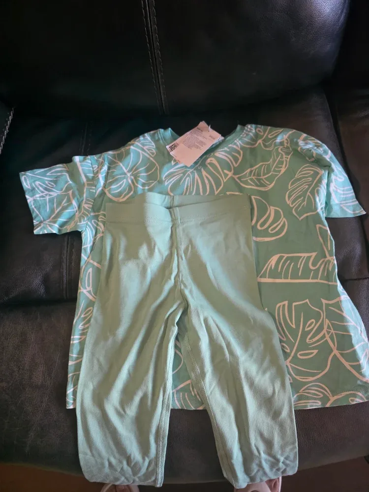 New H&M Kids Outfit (Size 2-4Y) thumbnail