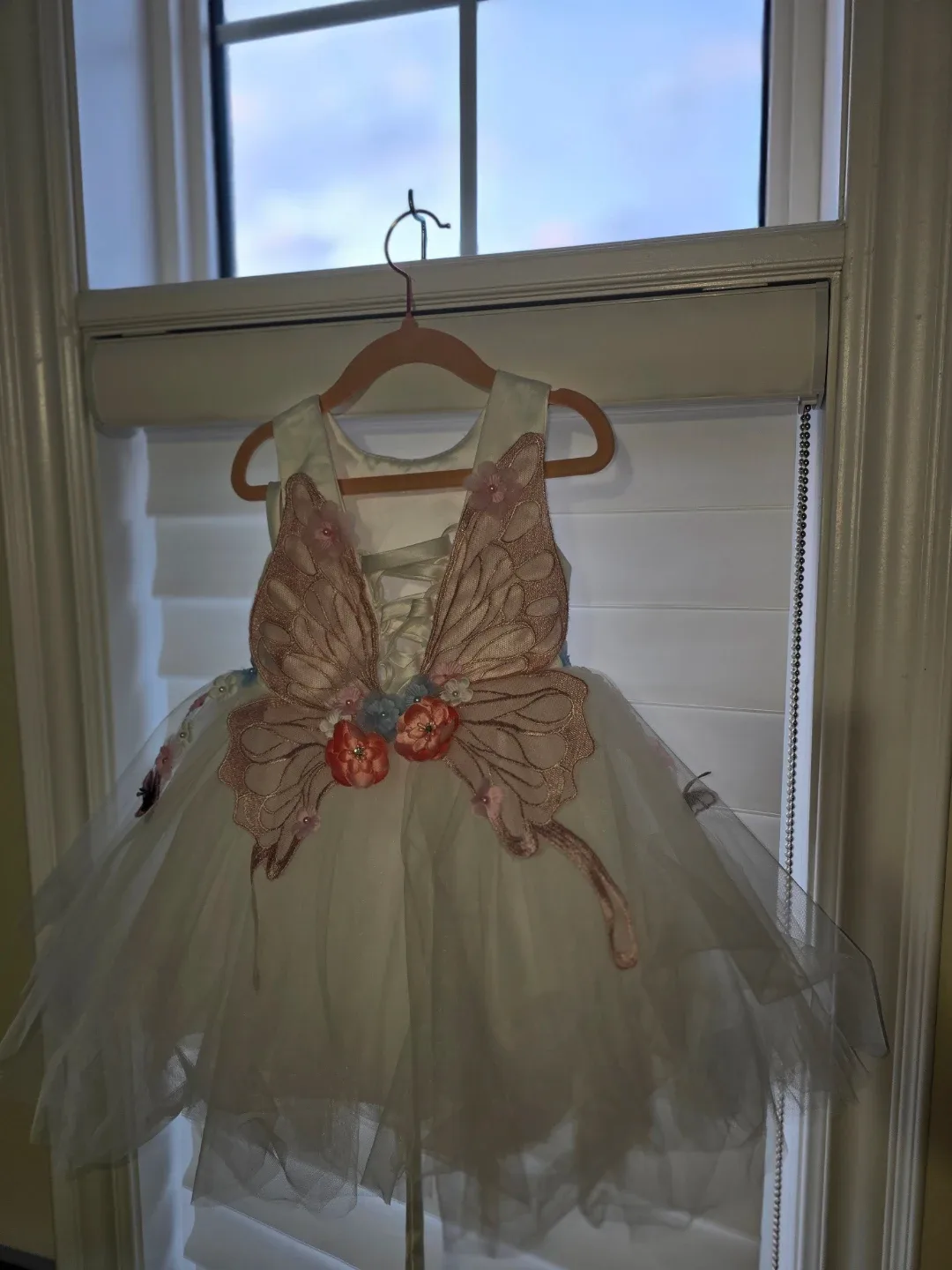 Lacos de Mariah Butterfly Dress - Size 6 image indicator(7)