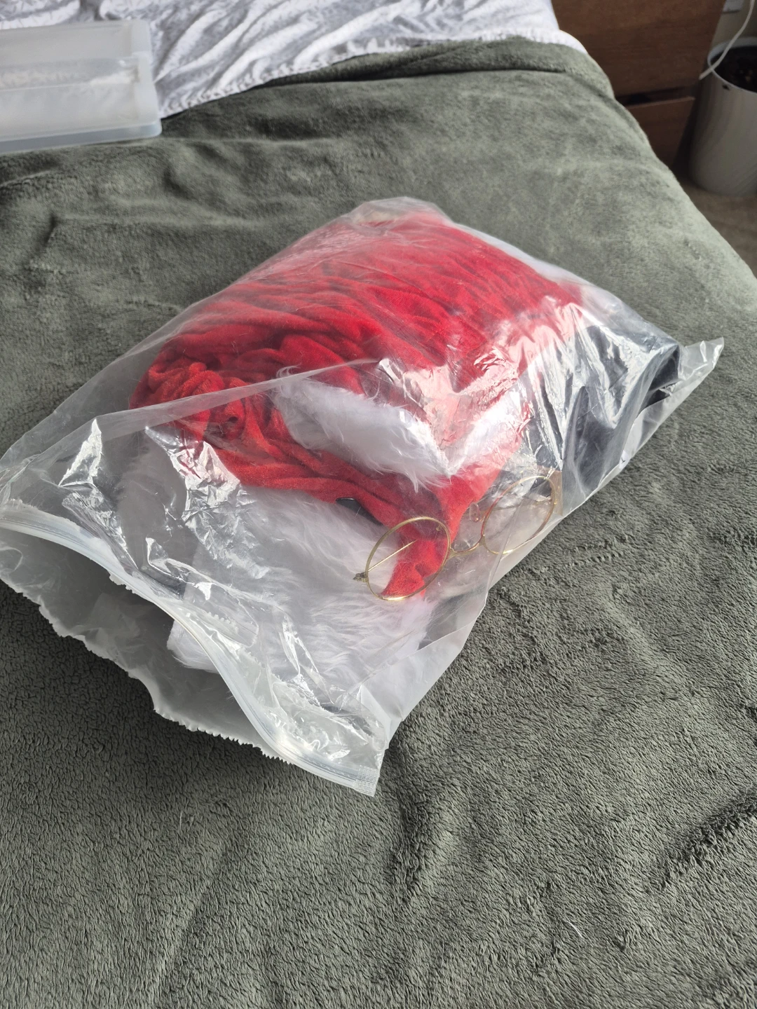 Santa Suit - Includes Accessories - photo 2