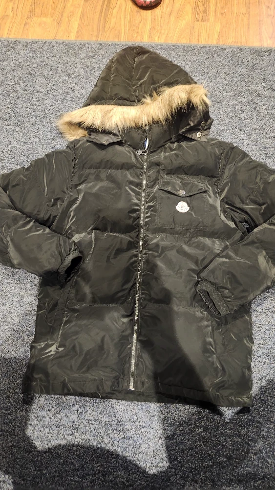 Moncler Down Puffer Jacket - Size L