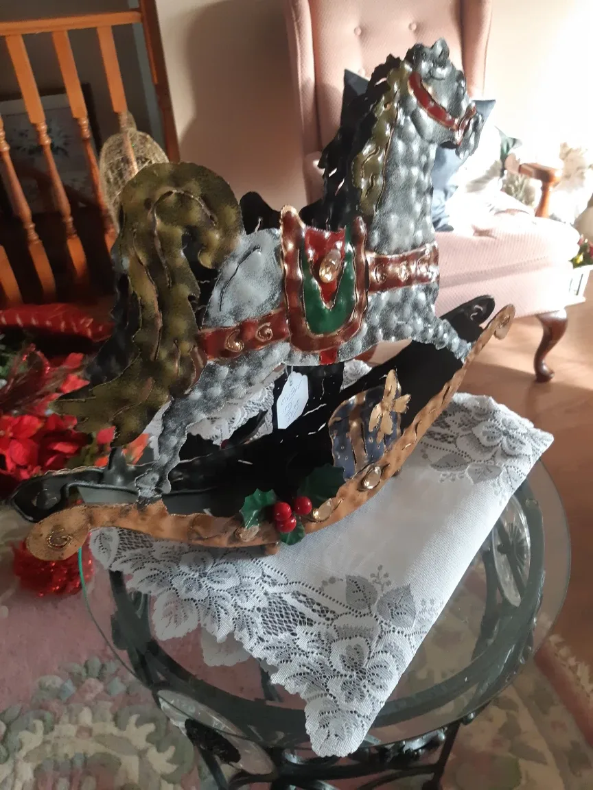 Decorative Metal Rocking Horse image indicator(4)