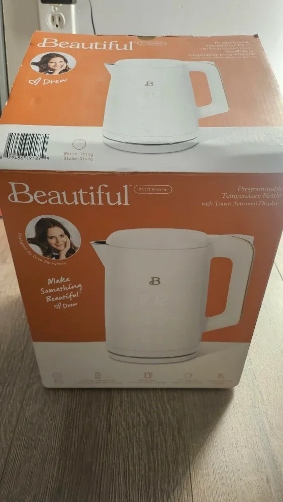Drew Barrymore 1.7-Liter Electric Kettle image indicator(5)