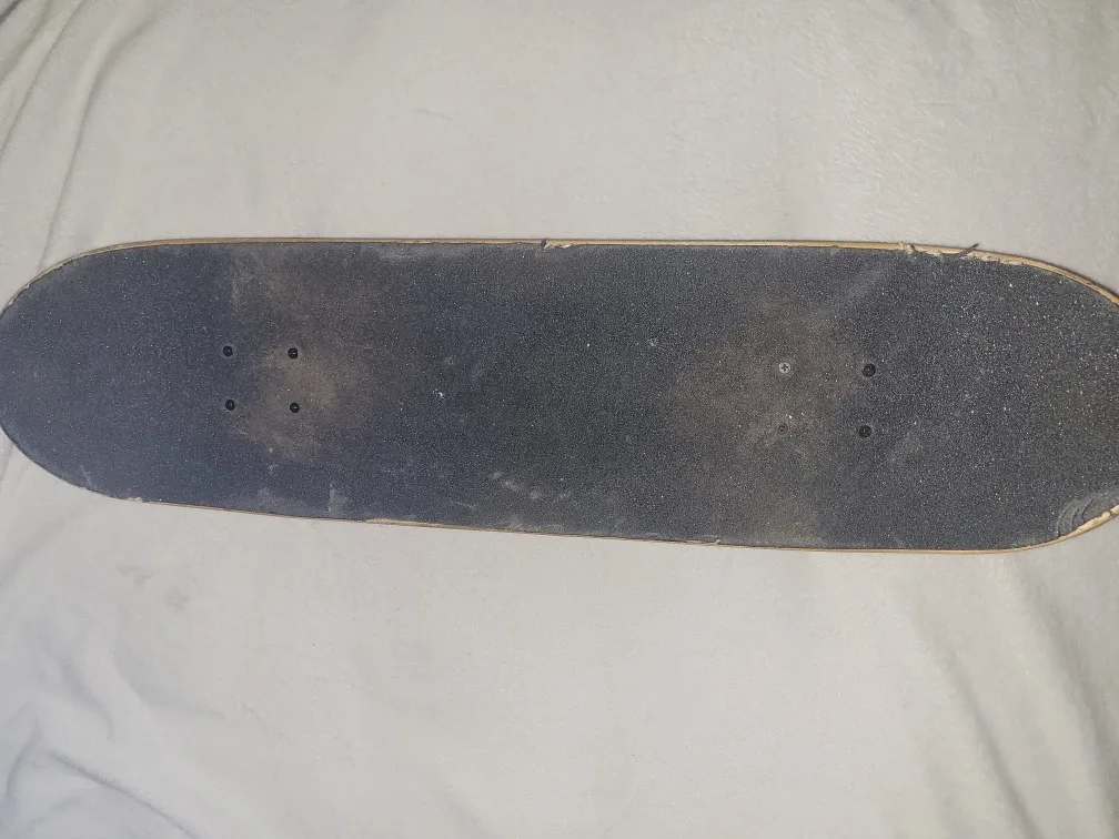 Used Skateboard - Ready to Ride! image indicator(3)