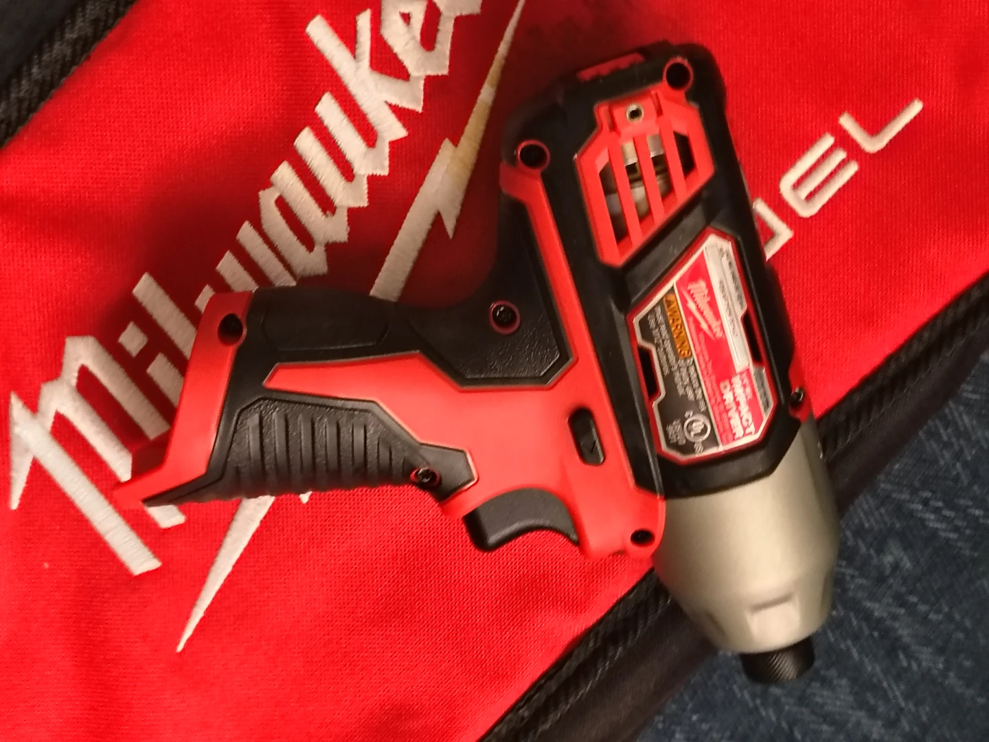 Milwaukee M12 FUEL Ratchet & Impact Wrench Combo Kit - photo 2