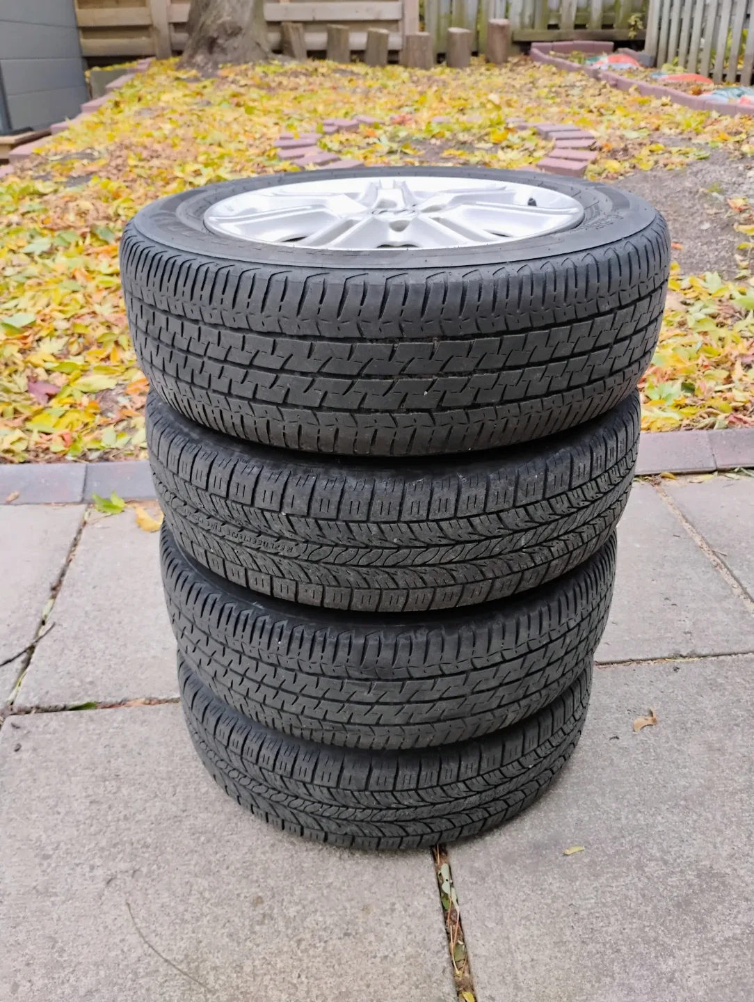 Honda rims and all season tires 175/65/15 image indicator(3)