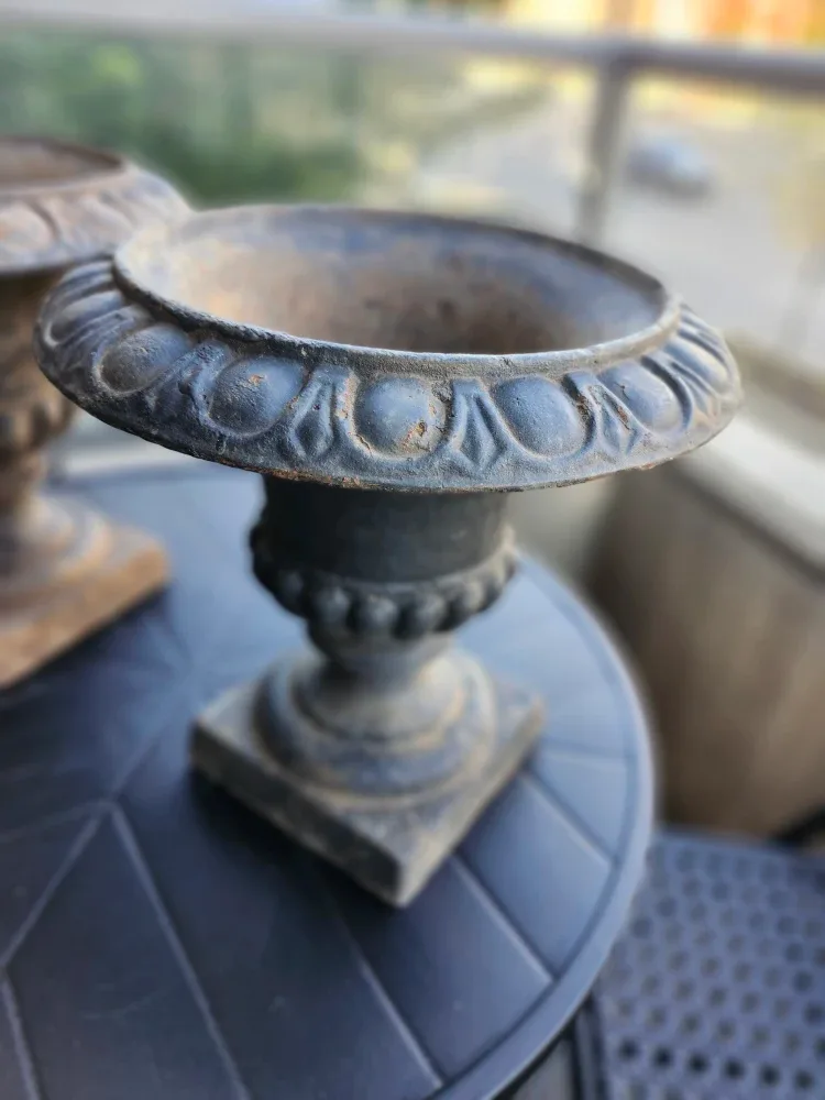 ANTIQUE CAST IRON MINI PLANTER URNS PAIR image indicator(2)