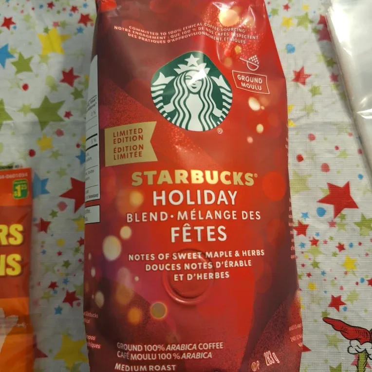 Holiday Gift Basket: Starbucks Coffee, Ferrero Rocher image indicator(5)