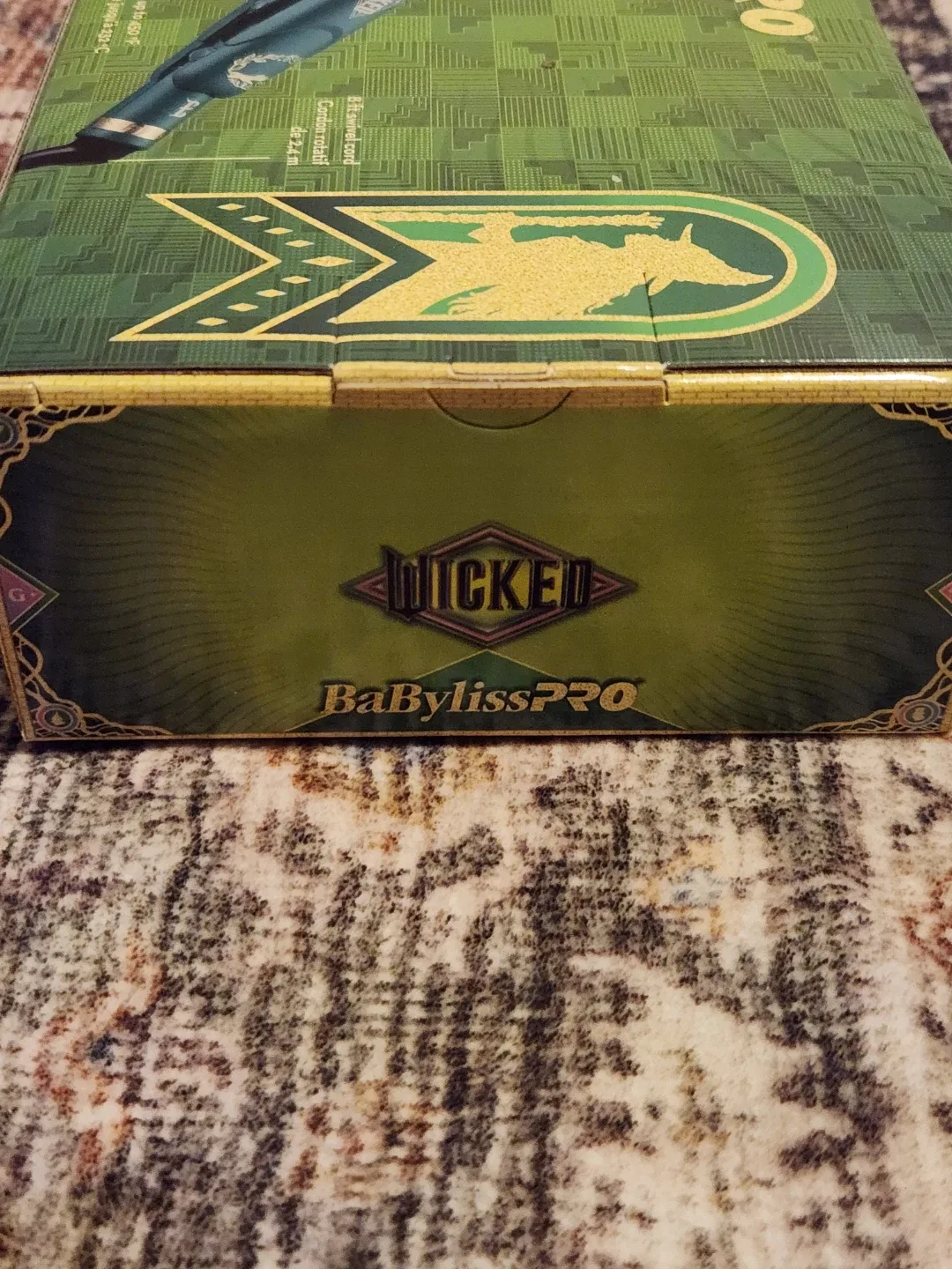 BaBylissPRO Wicked 1" Ceramic Flat Iron - NEW 🥕 image indicator(6)