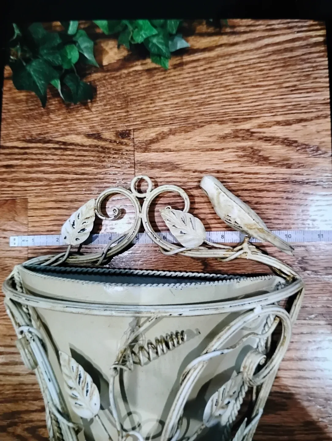 Vintage Metal Wall Planters with Faux Ivy image indicator(6)