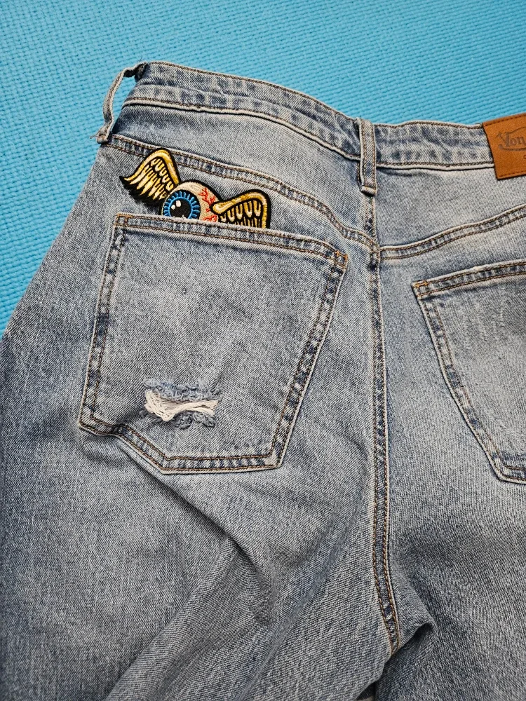 💗🩷Von Dutch Jeans - Size 25 image indicator(3)