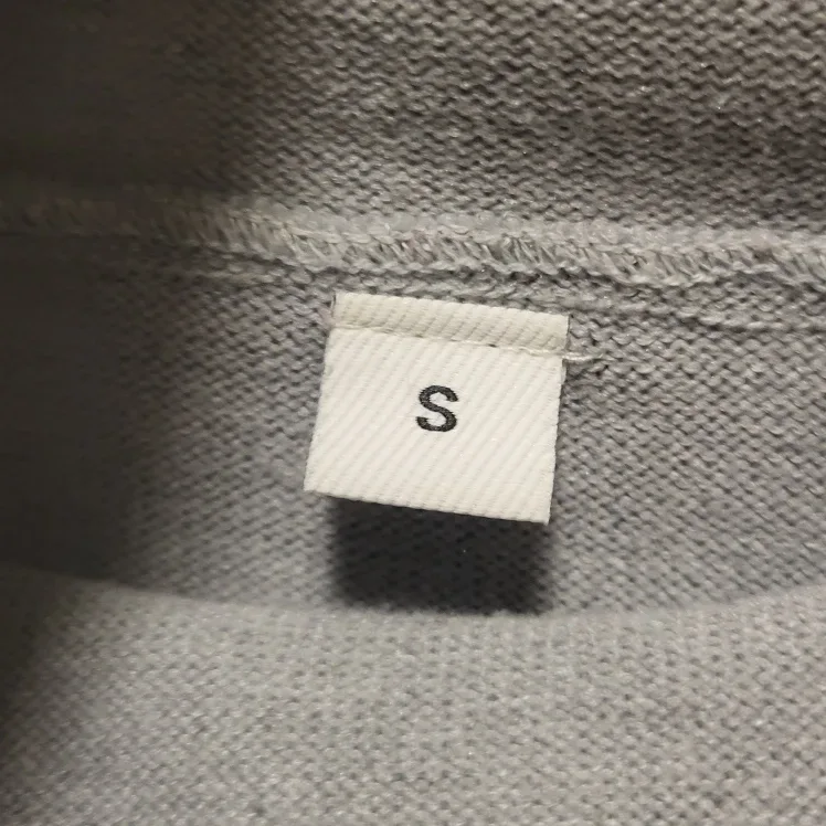 Grey Knit Turtleneck Sweater and Pants Set - Size Small image indicator(5)