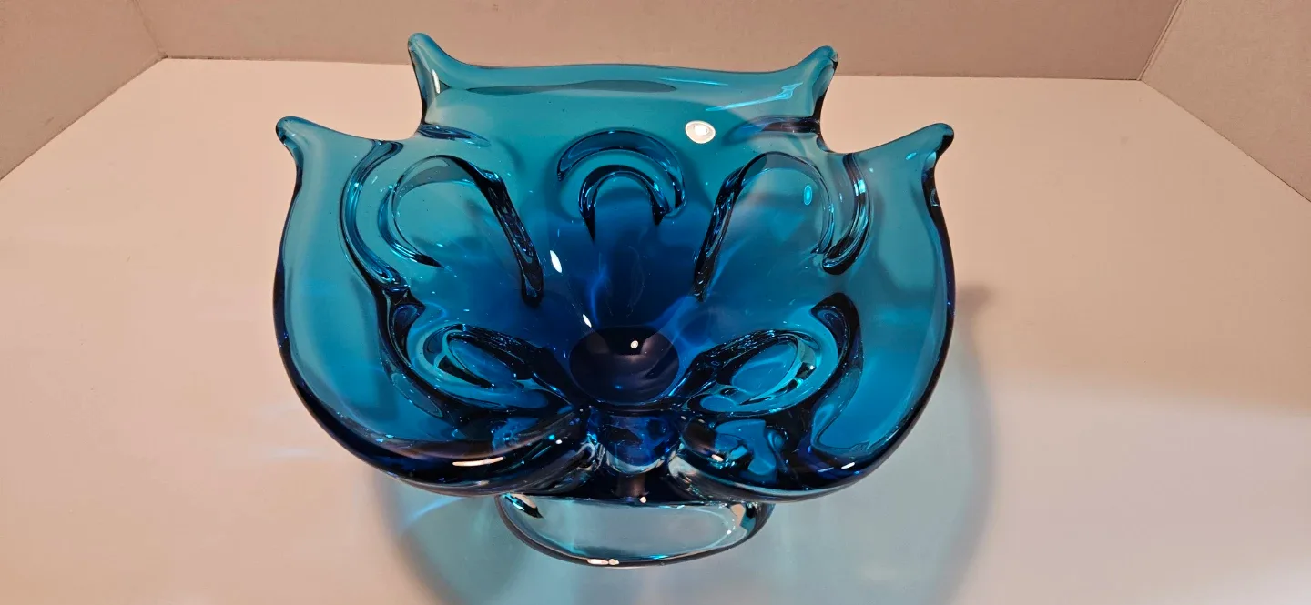 Vintage Lorraine Bowl image indicator(3)