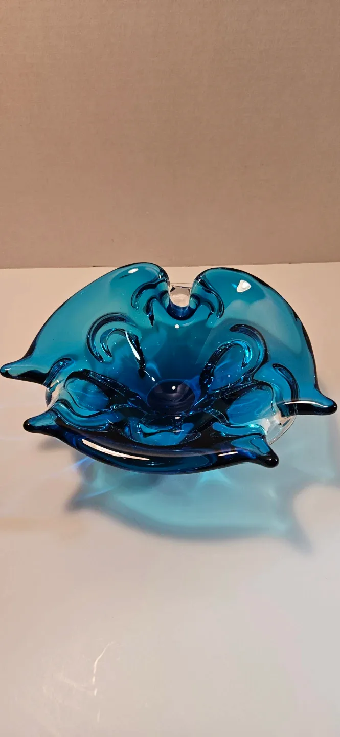 Vintage Lorraine Bowl image indicator(4)