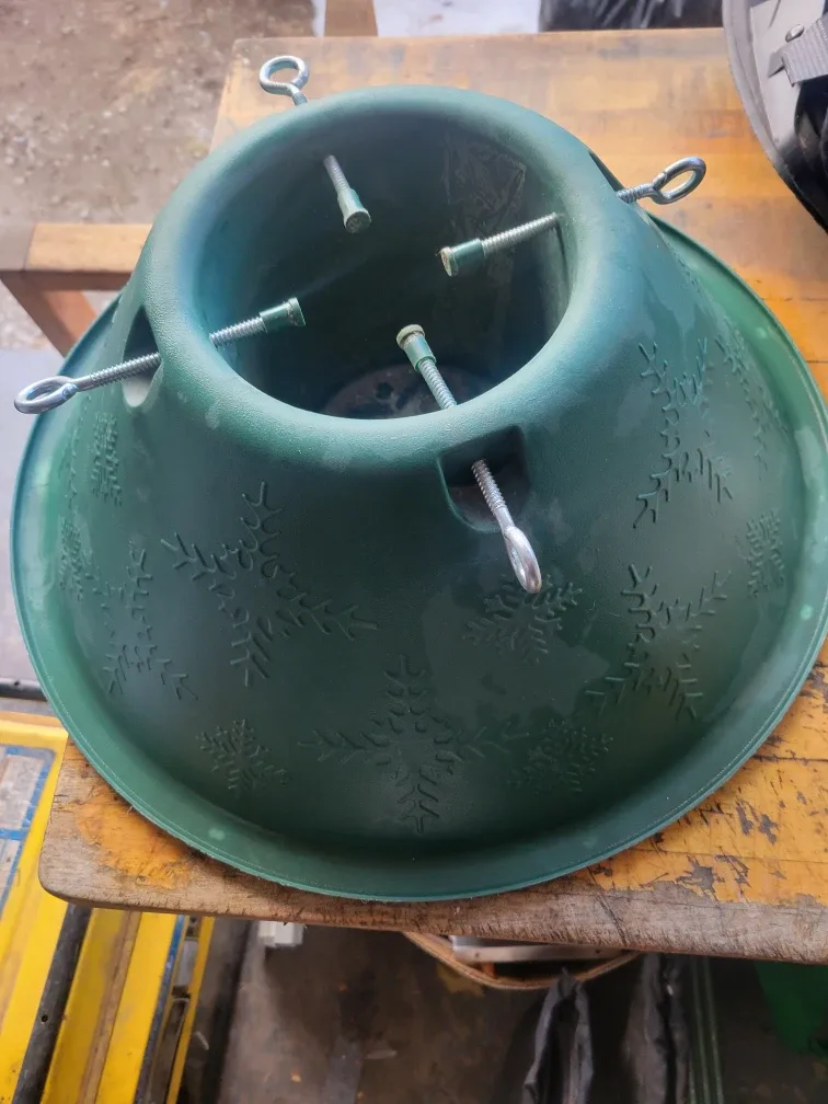 Green Christmas Tree Stand