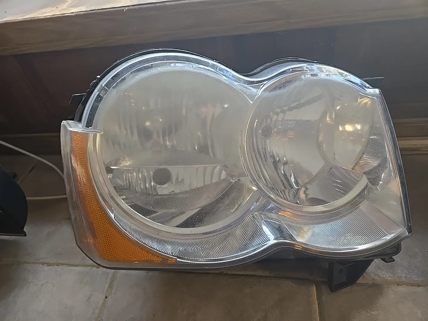 2005-2010 WK Jeep Grand Cherokee Headlight Pair image indicator(2)