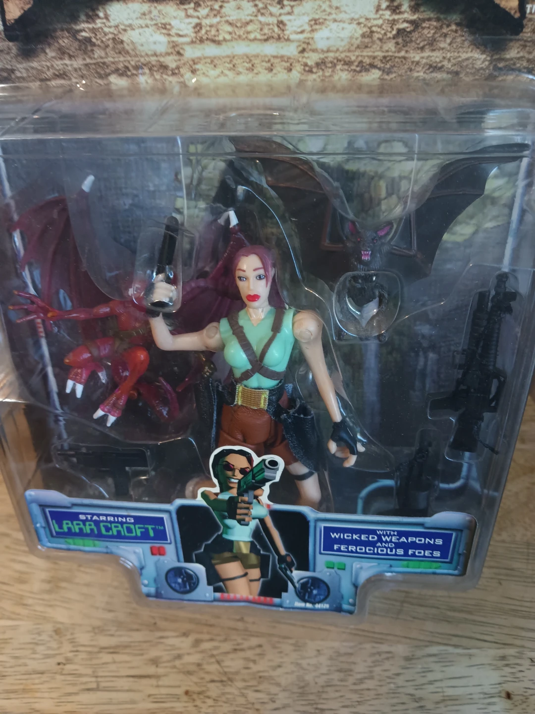 Eidos Tomb Raider Action Figure - New in Box! - photo 3
