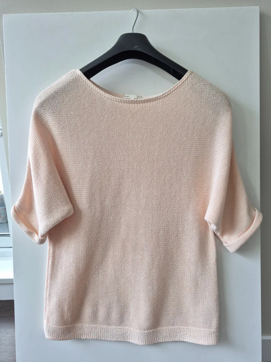 H&M light peach Knit Top - Size S(fit M&L)
